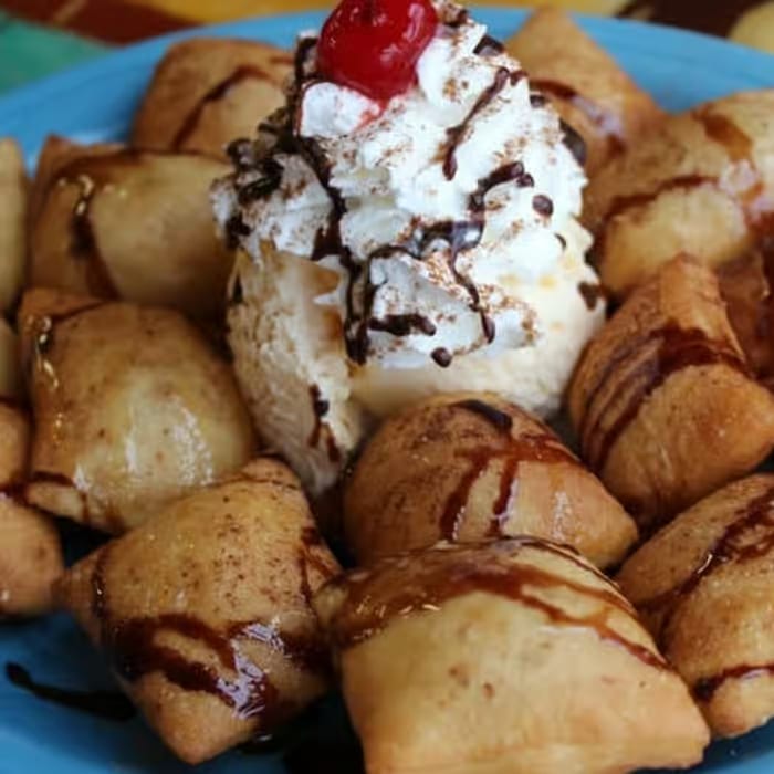 Sopapillas.